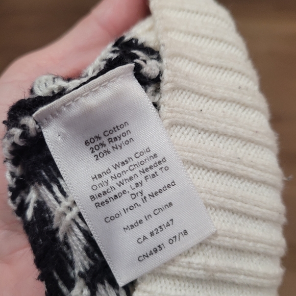 Talbots Vintage Size Black White Button Turtleneck Fold Over Printed Sweater - Picture 5 of 5